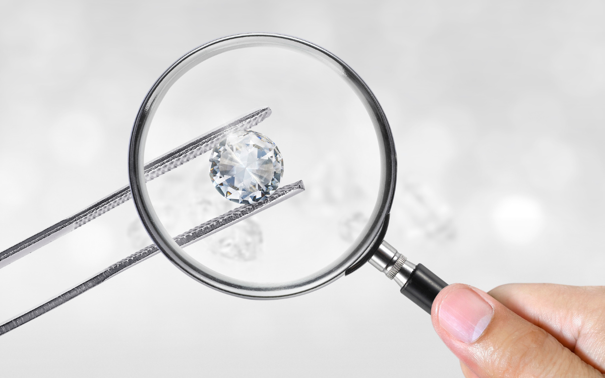 What are the 4Cs of Diamonds?