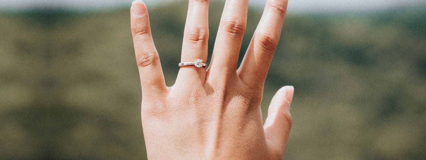 How to Choose the Perfect Carat Size for Engagement Ring