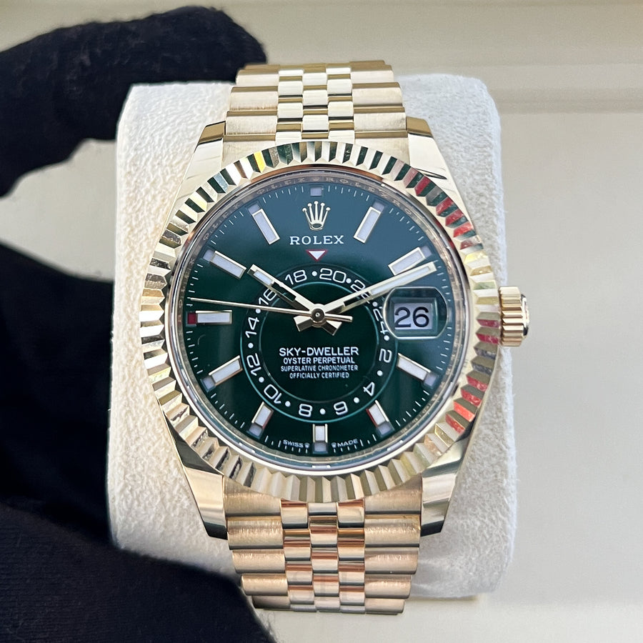 Rolex Sky-Dweller 42mm YG Green Dial Stick Markers 2025 Ref m336938-0008 