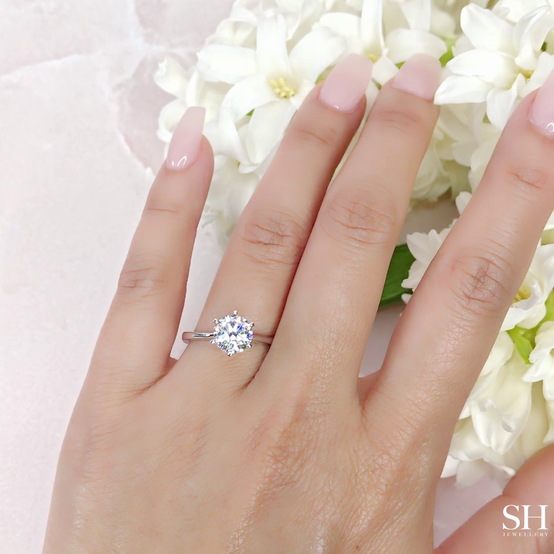 Minimalistic 6-Claw Solitaire Engagement Ring - W0003 (Lab Grown)