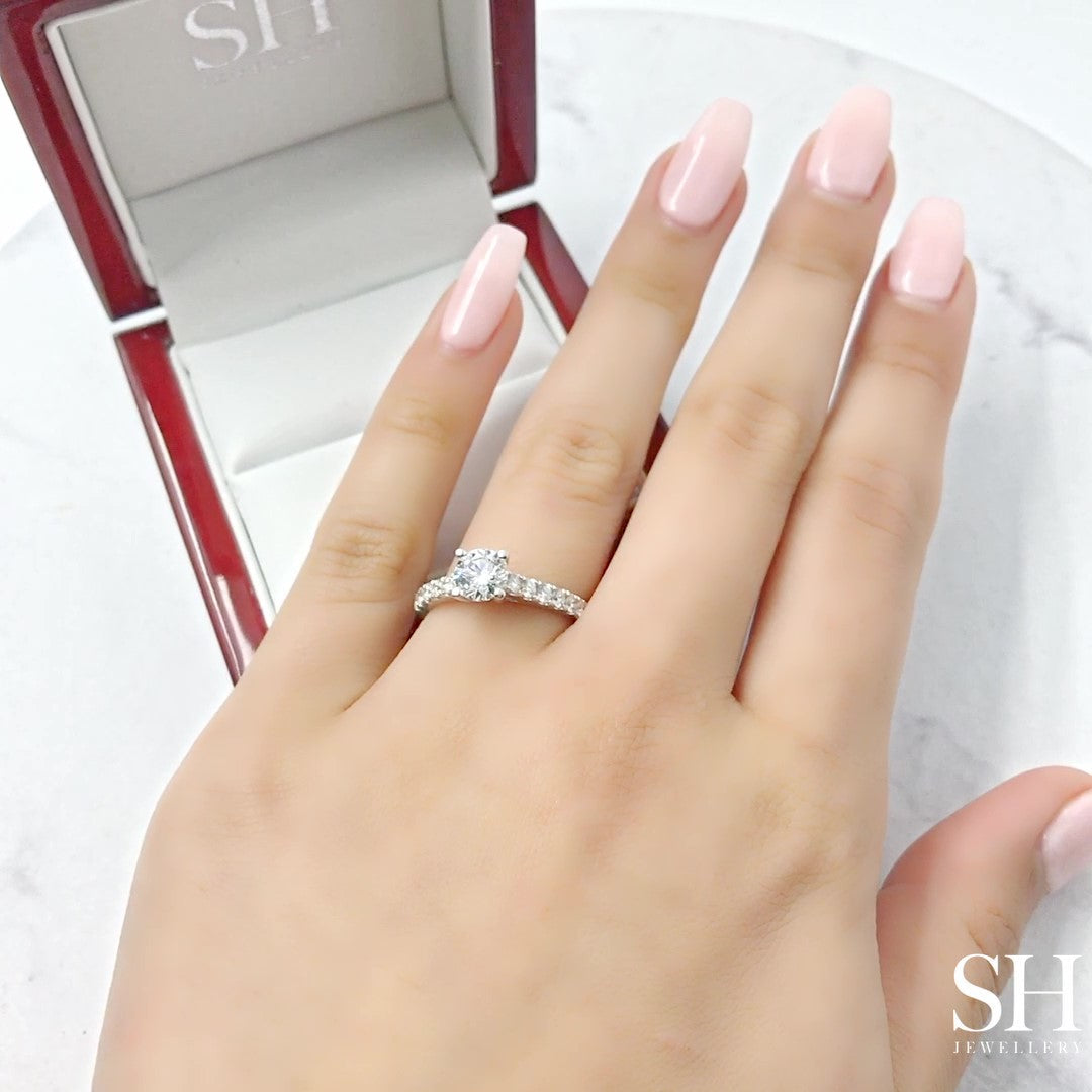 Classic 4-Claw engagement ring with pavé set band - W0015 (Lab Grown)