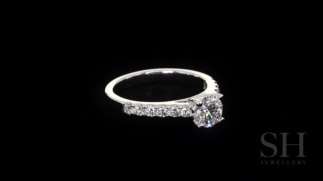 Classic 4-Claw engagement ring with pavé set band - W0015 (Lab Grown)
