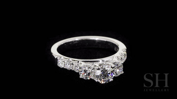 Round trilogy ring with claw set band - W0035 (Lab Grown)