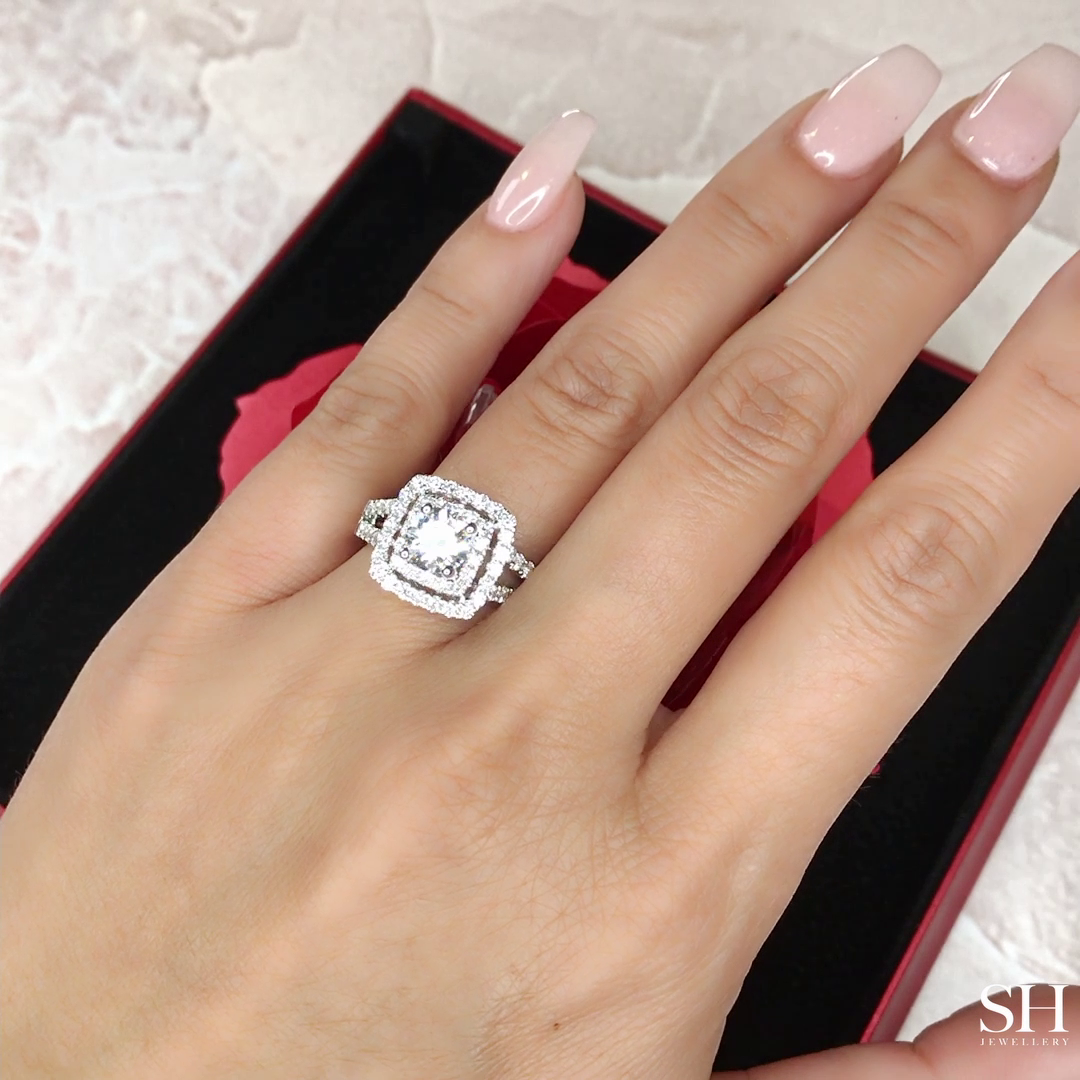 Double Halo with Twin Pavé-Set Diamond Band - W0054 (Lab Grown)