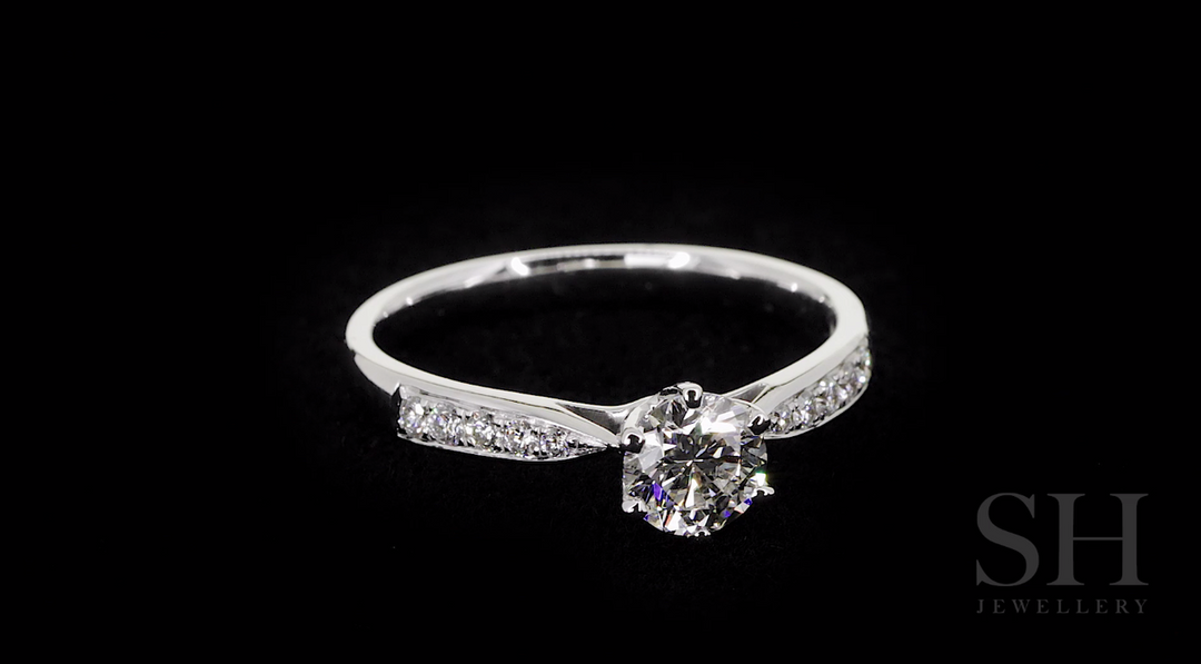 Minimalistic 6-Claw Ring with Milgrain Tapered Band - W0248 (Lab Grown)