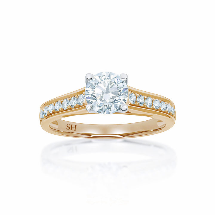 Classic 4-Claw Ring with Reverse Tapered Band - W0256 (Lab Grown)