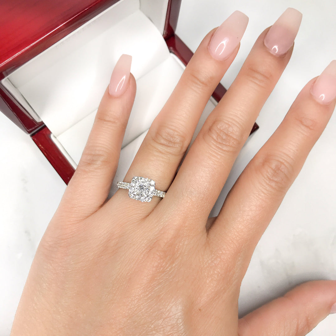 Bright Princess Cut Halo Engagement Ring - W0261 (Lab Grown)