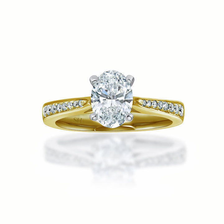 Oval Brilliant Cut Diamond Ring with Tapered Band - W0324 (Lab Grown)