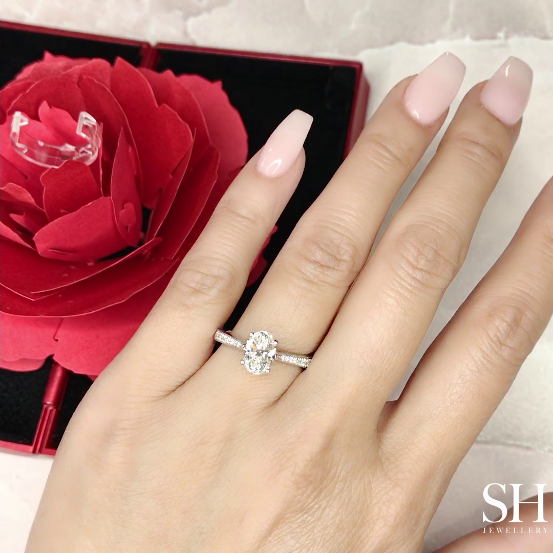 Oval Brilliant Cut Diamond Ring with Tapered Band - W0324 (Lab Grown)