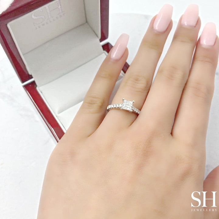 Classic Princess Cut Engagement Ring with Pavé-Set Band - W0333 (Lab Grown)