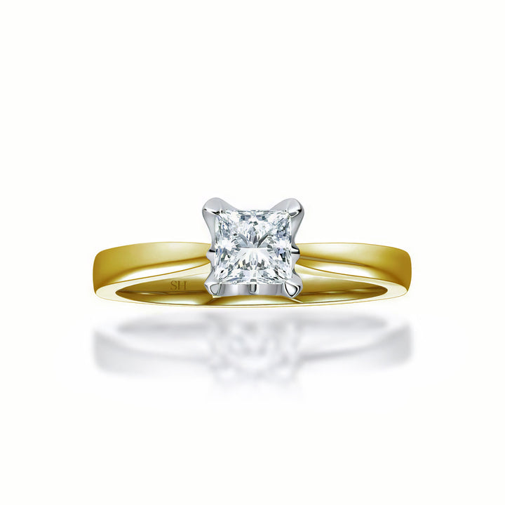 Princess Cut Solitaire in Four Claws - W0334 (Lab Grown)