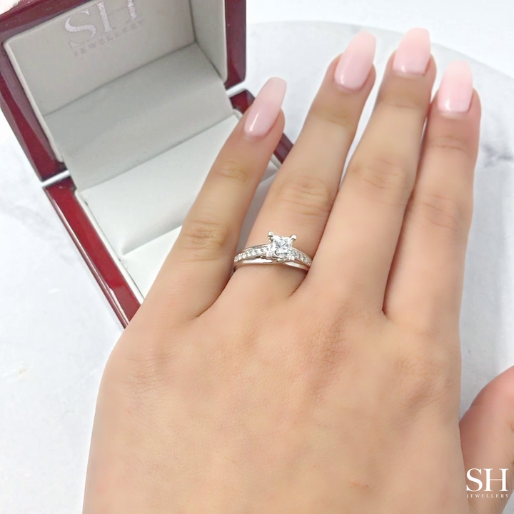 Princess Cut with crossover prongs and bridged grain set diamond band - W0335 (Lab Grown)