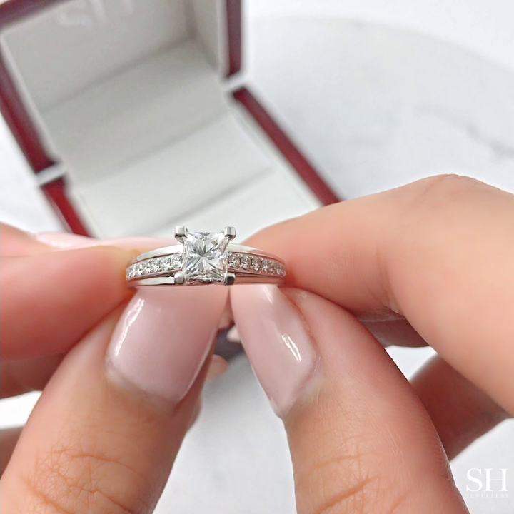 Princess Cut with crossover prongs and bridged grain set diamond band - W0335 (Lab Grown)