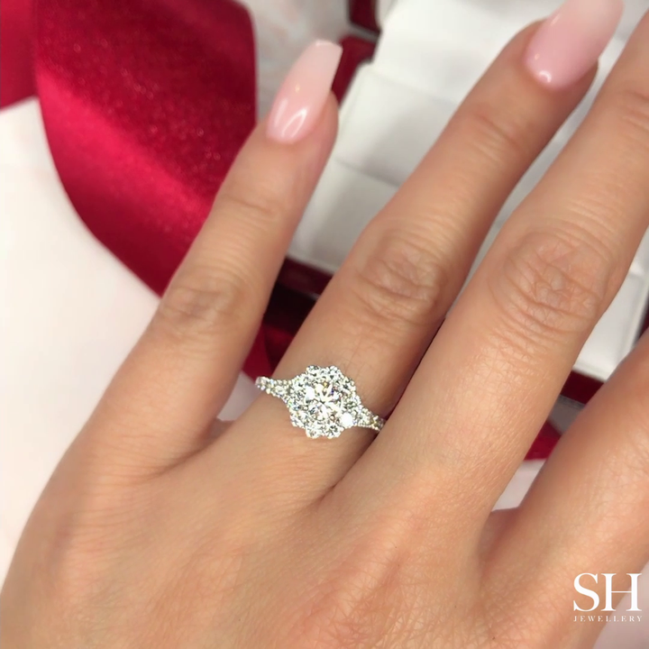 Floral Halo with Gentle Split Band - W0355 (Lab Grown)