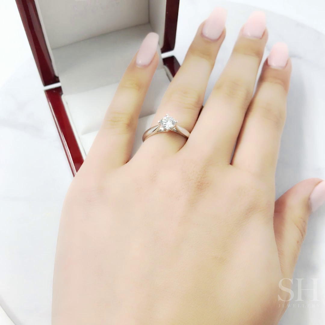 Brilliant Solitaire with Offset 4-Claw Design - W0400 (Lab Grown)