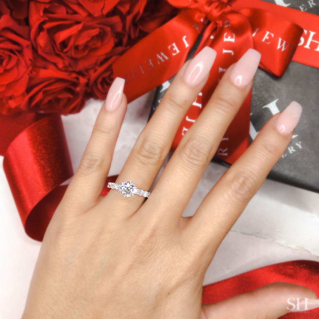 Timeless 6-Claw Brilliant Cut with Scalloped Band - W0401 (Lab Grown)