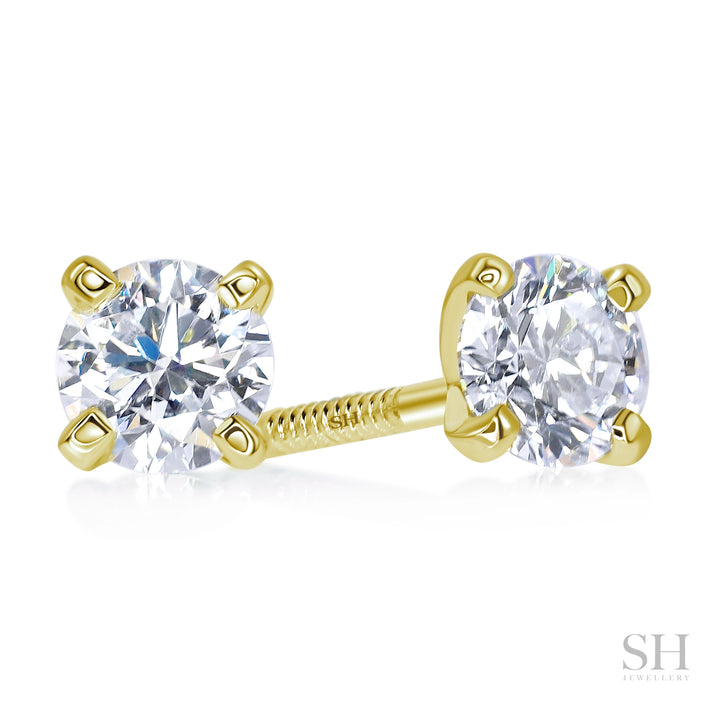4-Claw Minimalistic Solitaire Diamond Stud Earrings - W0657