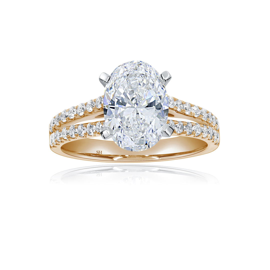 Timeless Oval Engagement Ring with Split Band - W0881 (Lab Grown)