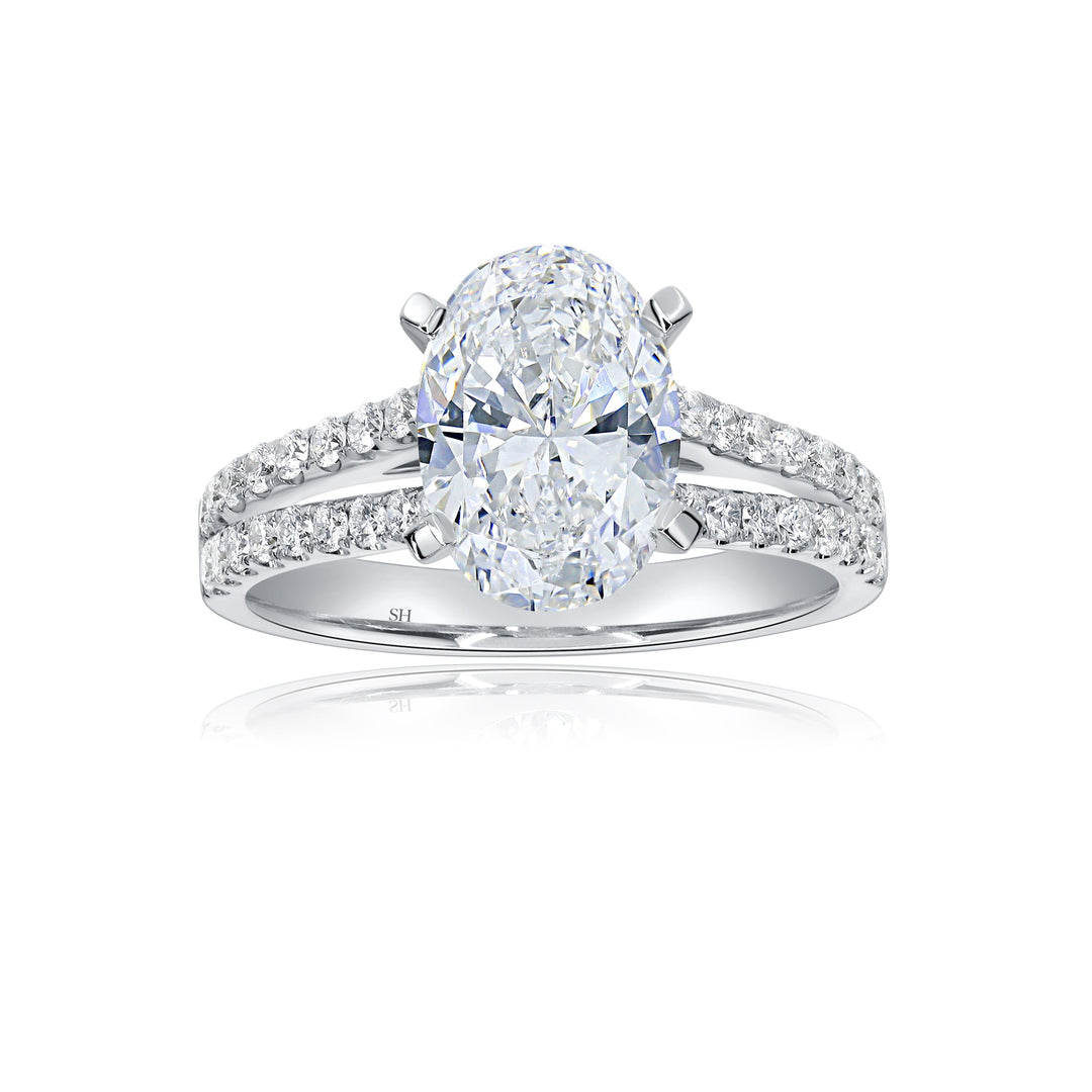 Timeless Oval Engagement Ring with Split Band - W0881 (Lab Grown)