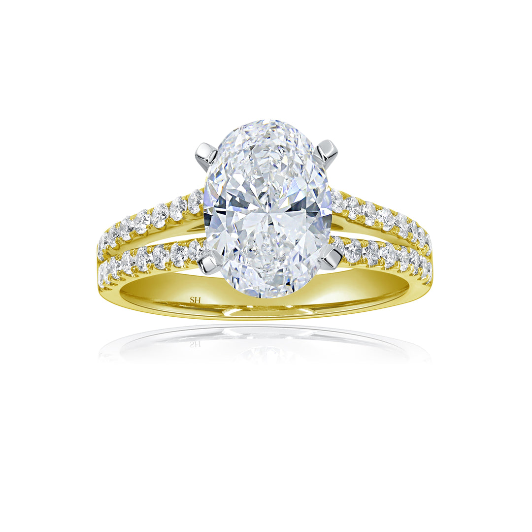 Timeless Oval Engagement Ring with Split Band - W0881 (Lab Grown)