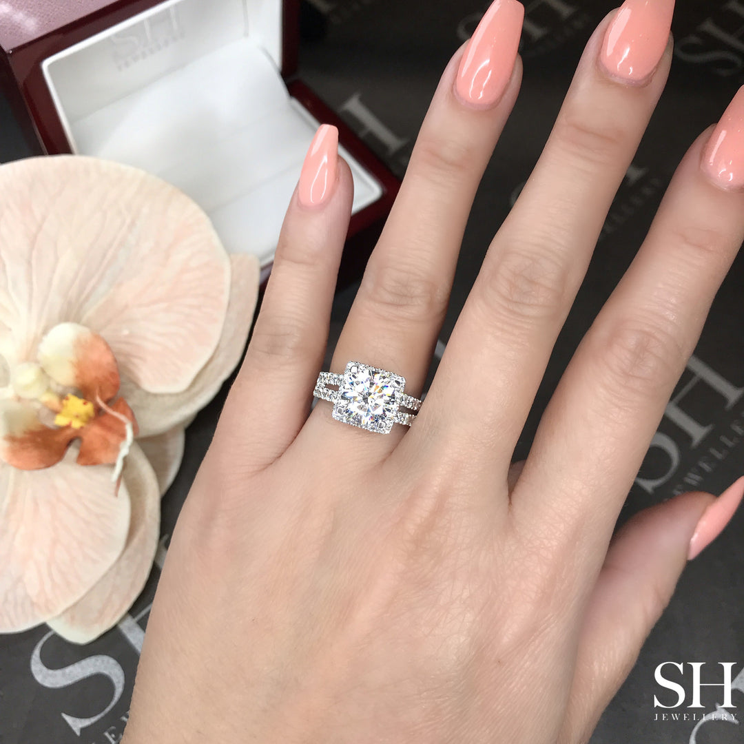 Diamond Cushion Halo And Split Two Row Band - W0885 (Lab Grown)