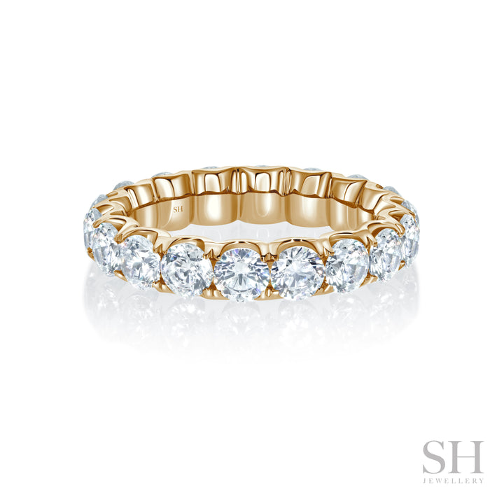 Wider Scalloped Women’s Diamond Eternity Band (4mm) - W1063