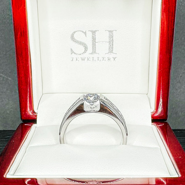Floating Round Diamond Band and Channel Set Shoulders (7.6mm) - W1070