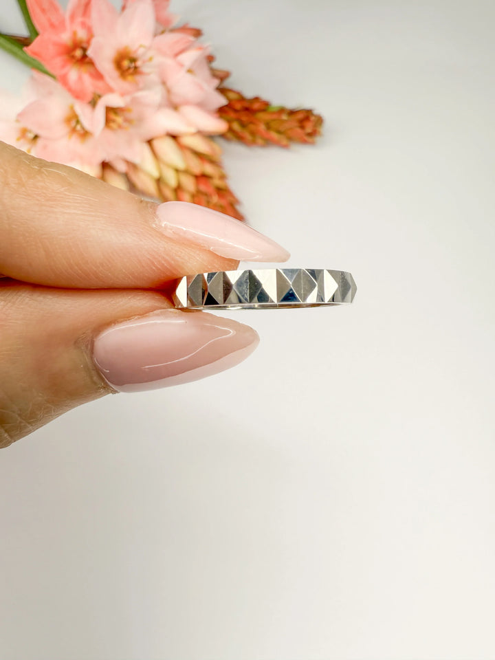 Double Prism Wedding Ring (3mm) - W1156 — 18kt White Gold (Clearance)