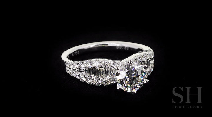 Bold 6-Claw Ring with Channel Set Baguette Diamond Band - W0409 (Lab Grown)