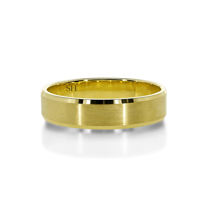 Pictured with 18k yellow gold|thumb_caption: 18k yellow gold|thumb_group:1