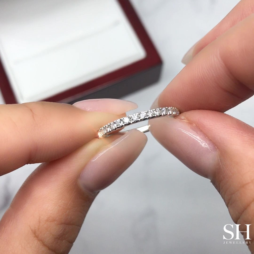 Engagement rings love bands Outlet